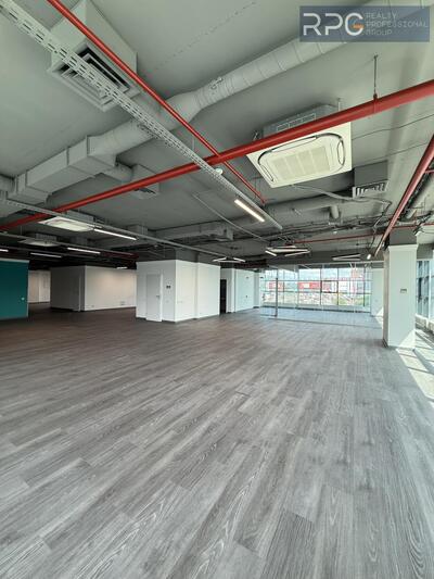 Сдам офис в офисном центре Київ, Бандери Степана пр-т