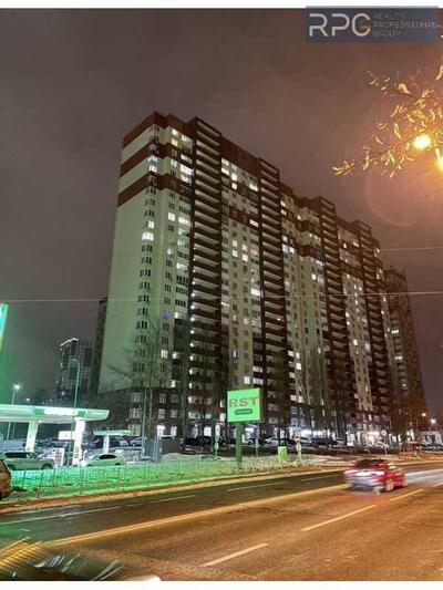 Продам 1-к квартиру Ясинуватський провулок, 10