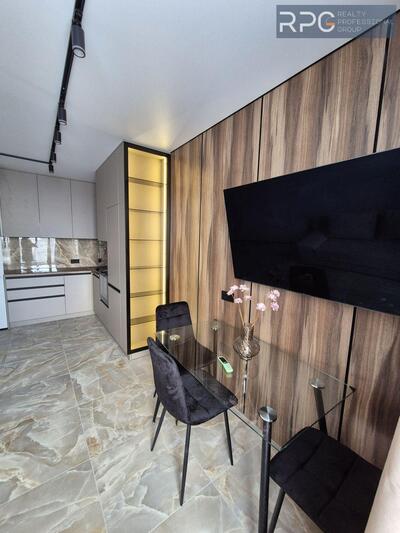 Продам квартиру ЖК Варшавский 2 Київ, Олександра Олеся вул.