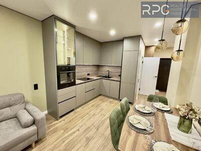 Продам квартиру ЖК Варшавский 2 Київ, Родини Крістерів вул.