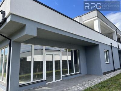 Продаж двоповерхового будинка, с.Погреби