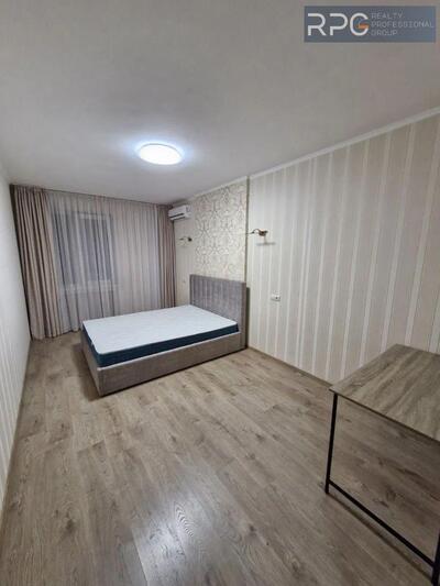 Продаж 1к квартири Голосіївський р-н м Деміївська