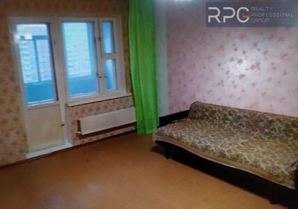 Продаж 1 кім.кв. , пр. Червоной Калини 40