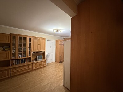 2-х кімн.кв. центр міста + кладовка + погріб