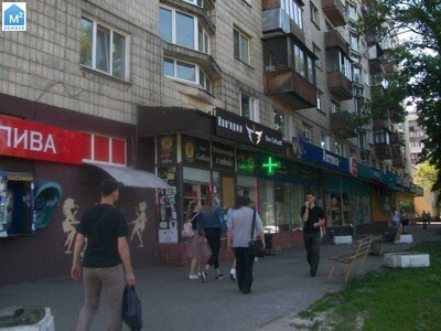 Продаж комерційного приміщення з мережевими орендарями