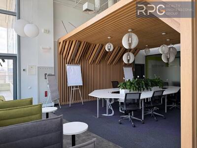 Сдам офис в офисном центре Київ, Гайдара вул.