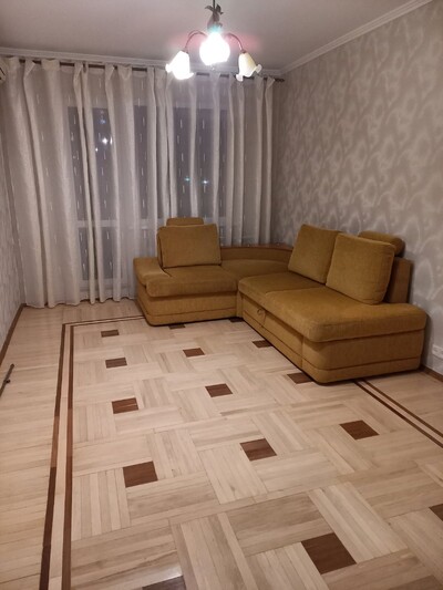 метро Позняки  20 хв, вул. Ахматової, свіжа косметика, бойлер, кондиціонер