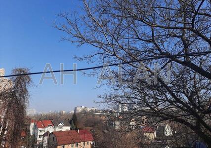 Продам участок под частный дом Київ, Уральський пров.