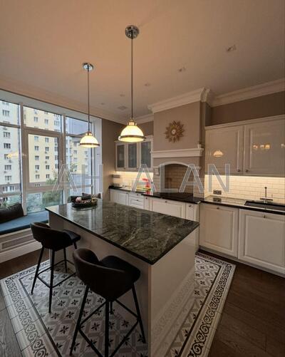 Продам квартиру Київ, Андрія Верхогляда вул.