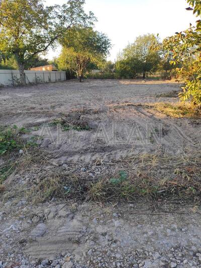 Продам участок под частный дом Київ