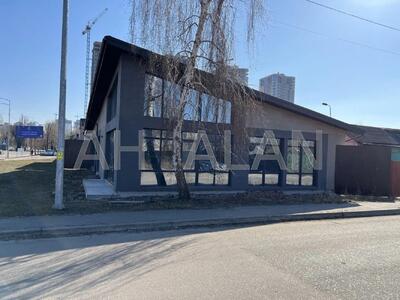 оренда окреме приміщення фасад