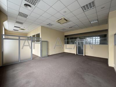 Сдам офисное помещение Київ, Сурикова вул.