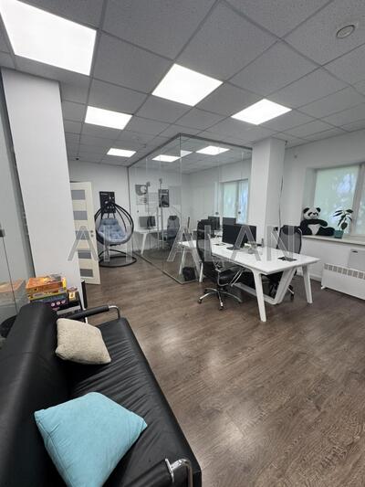 Сдам офисное помещение Київ, Василя Тютюнника вул.