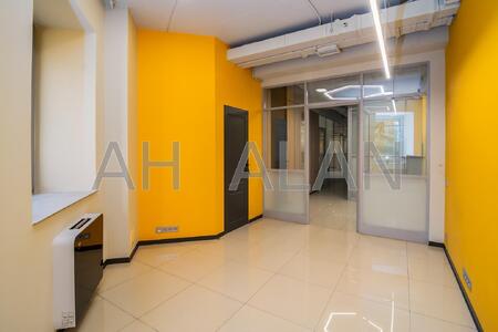 Сдам офисное помещение Київ, Спортивна пл.