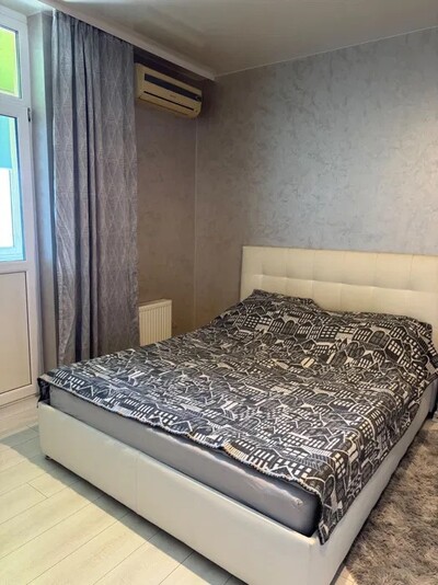 Продаж 1к квартири  вул. Борисо-Глібська 79 Від власника