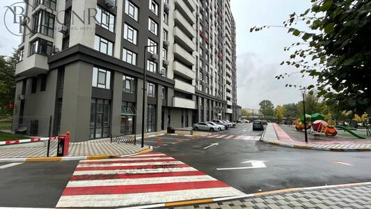 Оренда, Торгове, Фасад, Любомира Гузарова, 520м2