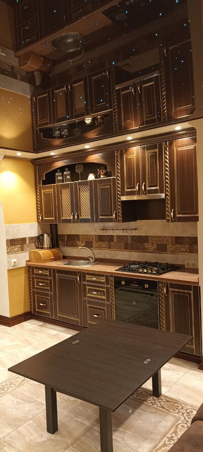 Продаж 2-о кімнатної квартири з ремонтом і меблями