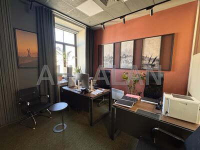 Сдам офисное помещение Київ, Хмельницького Богдана вул.