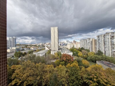 Продаю 3-к. квартиру, м.Голосієвська