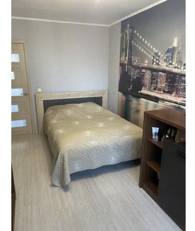 3-кімнатна, Свободи просп., 30, Подільський