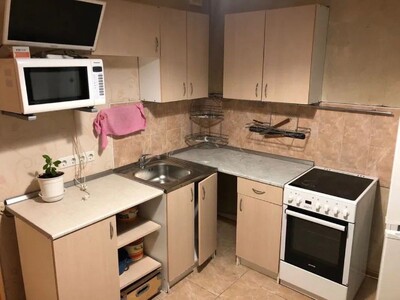 Мінський масив, вул. Полярна 8-Г, ст.м. Мінська - 10 хвилин їзди.