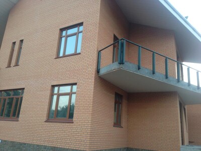 Дом в Киеве (663 кв.м. / 19 соток земли).