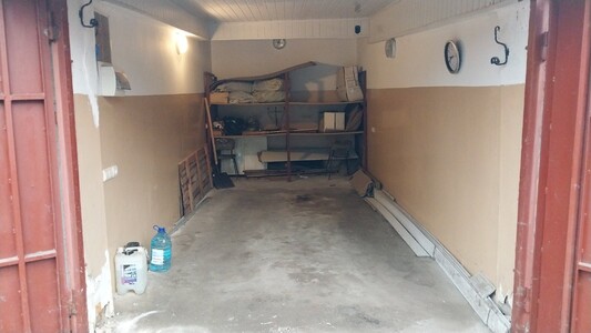 Здається с гараж на Печерську, в кооперативі "Автолюбитель-2