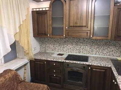 Здам 2к.разд.кв.Дніпровський,м.Лівобережна-5хв.вул.Шептицького 22В.спец.проект.