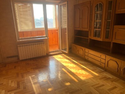 Продаж квартири з ремонтом по вулиці Перта Григоренка 36