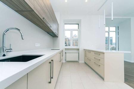 Сдам долгосрочно 3-к квартиру Киев, Голосеевский, Большая Васильковская ул., 36