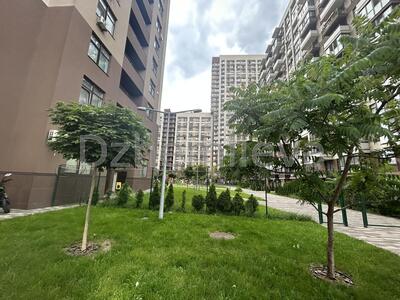 ЖК Варшавський 2 продам простора трикімнатна квартира 84м2