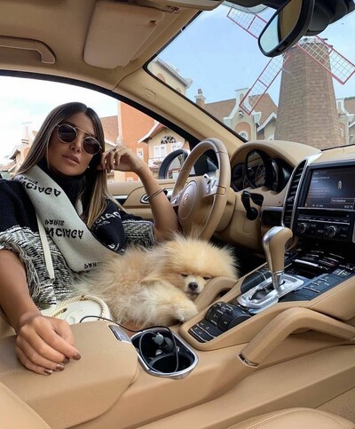 Запрошуємо дівчат 18+ на роботу в Києві: зручні умови та підтримка