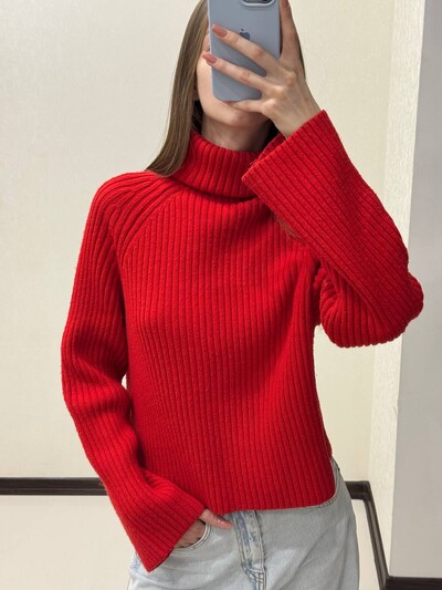 Светр тепла вʼязана кофта