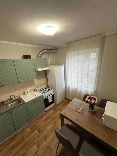 Здається однокімнатна квартира. Дарницький район, вулиця Архітектора Вербицького, 19, метро Вирлиця