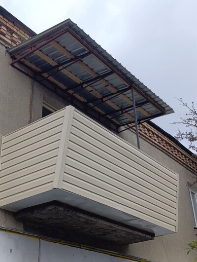 Дах для балкона, монтаж, скління