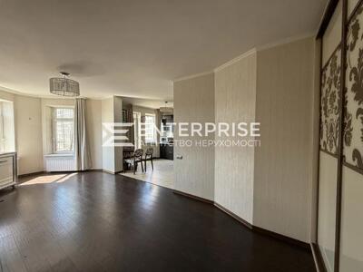 Продаж 1к квартири, Центр,  Київ, вул.Паньківська