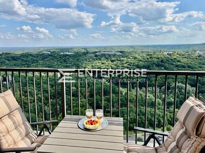 Продаж квартири, вул. Рея Бредбері, Голосієво, поряд метро, парк