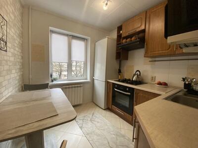 Продається однокімнатна квартира. Голосіївський район, вулиця Деміївська, 39, метро Голосіївська.