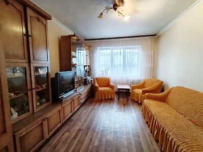 просп. Академіка Палладіна 24, затишна 3-х кімнатна, ст.м. Академмістечко - 2 хвилини.