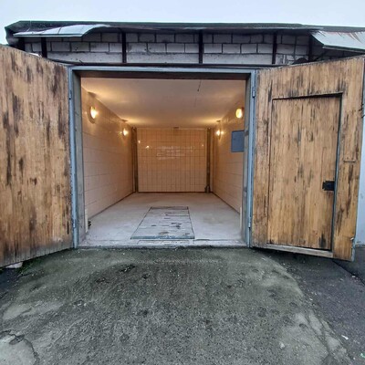 ЗДАМ КАПІТАЛЬНИЙ ГАРАЖ ПІД БУС, ДЖИП. ГСК Энергетик м.Позняки