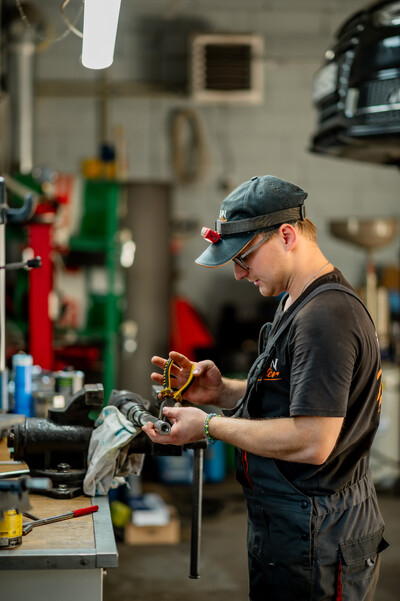 IRON Master - експерт з VAG-групи у Києві! Придбали авто VW, Audi, Skoda чи Seat і шукаєте н