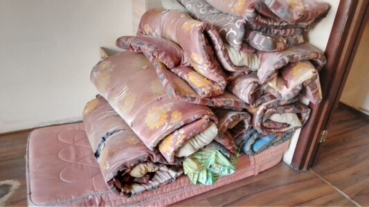 Оболонь. Віддам безкоштовно вживанні матраці. Самовивіз.