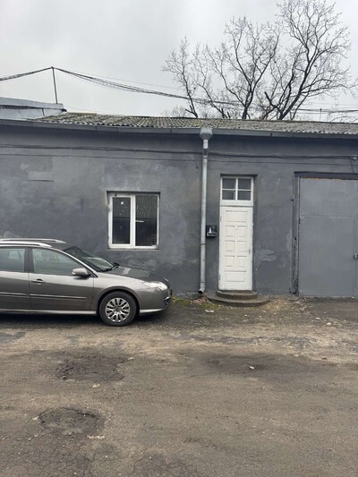 Оренда, 1-ий поверх,під склад /інтернет-магазин, поруч метро Святошино