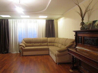 2-х кімнатна квартира, Дарницький бульвар 8, без посередника