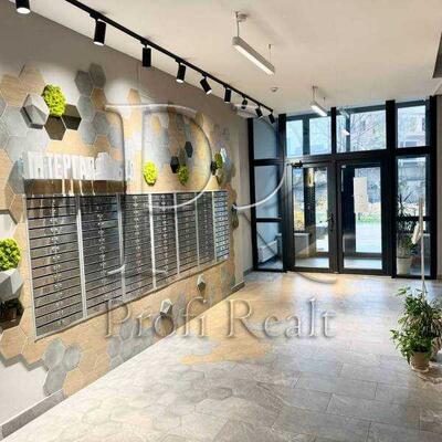 Продам 2-к квартиру Київ, Подільський, Івана Виговського вулиця, 12К