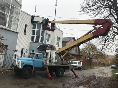 Послуги автовишки місто Бровари та його району (067) 441 30 25 від власника.