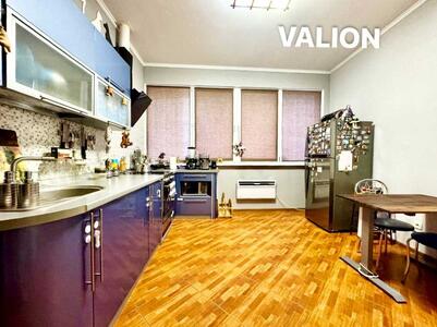 Продам 2-к квартиру Бориспільський, Бориспіль, С.Чубинського, 6