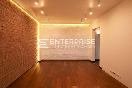 Продаж 3к. квартири вул. Автозаводська Оболонський р-н