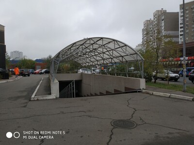 ПРОДАМ паркомісце в підземному паркінгу, вул.Мишуги, 8 _ 24,5 м2