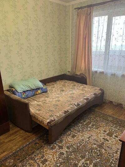 Сдам долгосрочно комнату Киев, Святошинский, Героев Космоса ул.